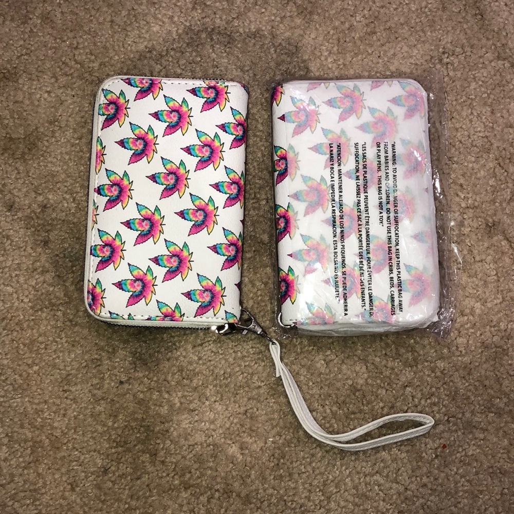 Brand new weed leaf wristlet